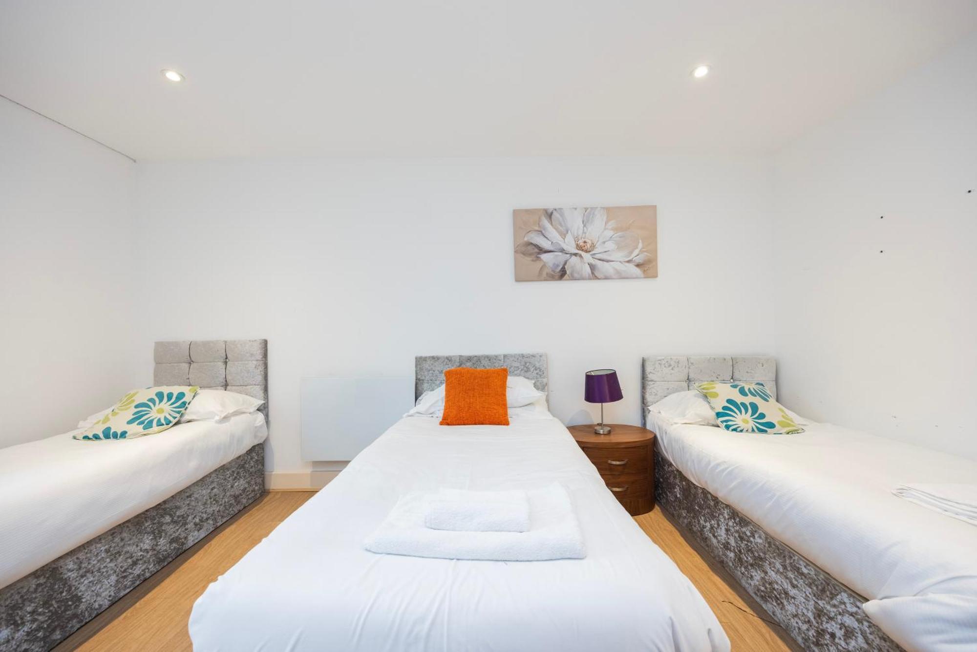 Apartamento Heads On Bed -canary Wharf Docklands For The Larger Groups Londres